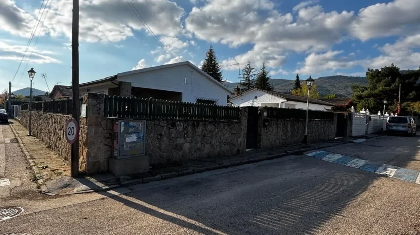 Casa o chalet independiente en venta en avenida del Bosque